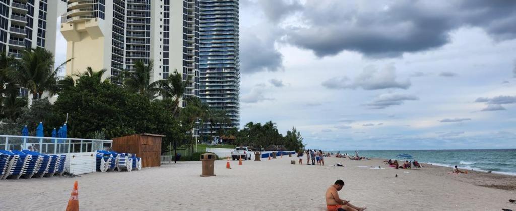 Departamento Con Salida Al Mar Miami Apartment Sunny Isles Beach Exterior photo