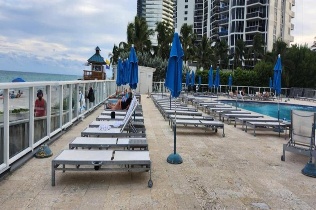 Departamento Con Salida Al Mar Miami Apartment Sunny Isles Beach Exterior photo